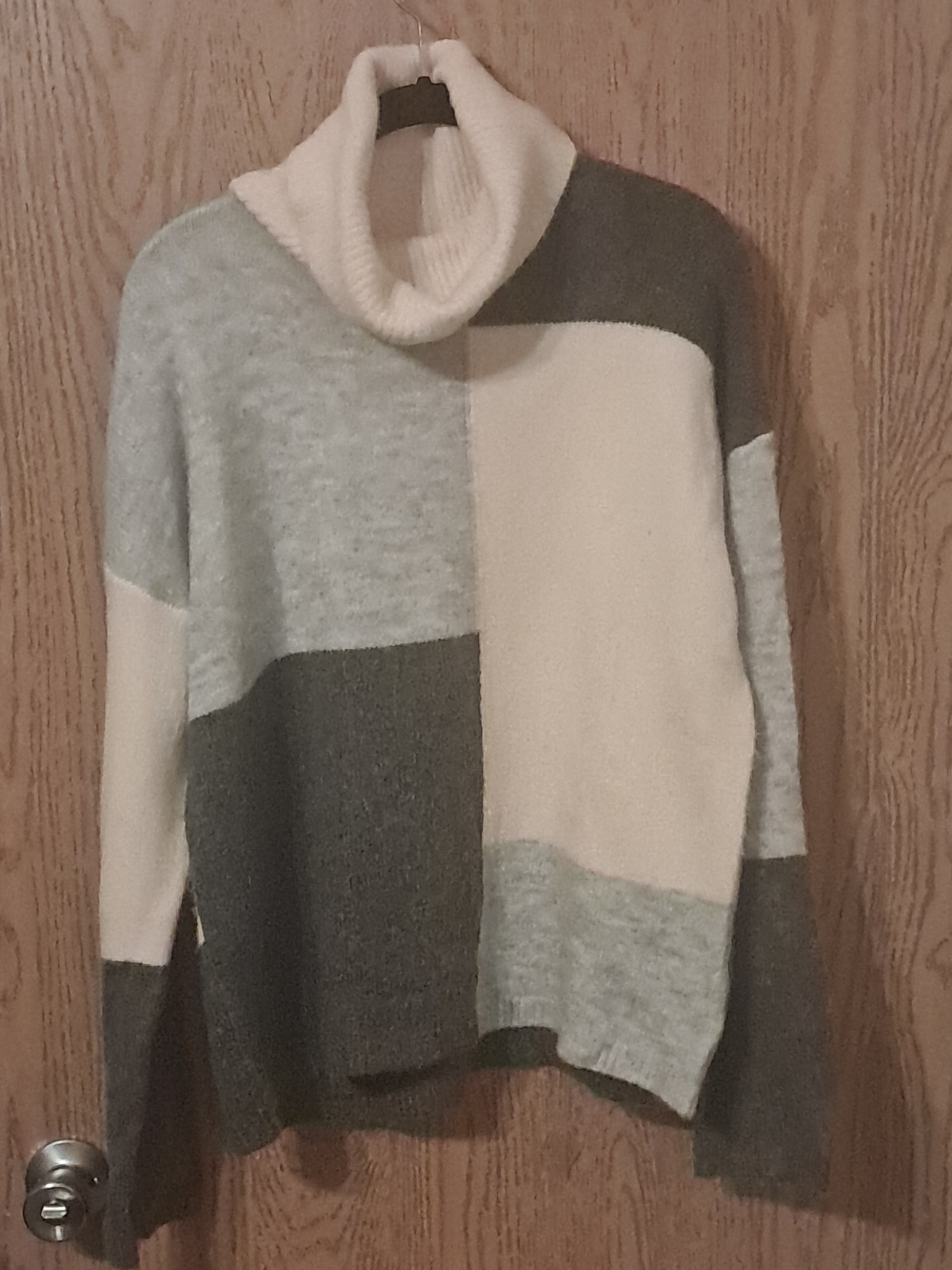 Hem & Thread Colorblock Cowl Neck Sweater in Cream, Light Gray & Dark Gray Large